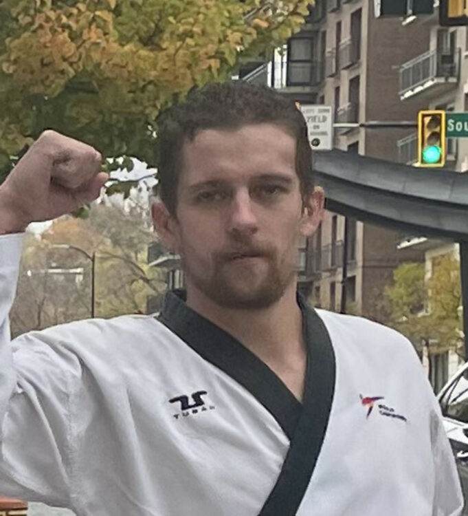 Levi Beckstead - <strong>INSTRUCTOR/FORM, DEMO</strong>